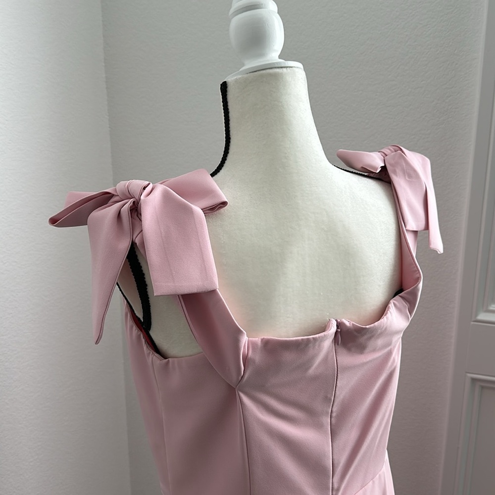 🎀 LAVISH ALICE | Off the Shoulder Dress | Size 10 - Picture 8 of 15